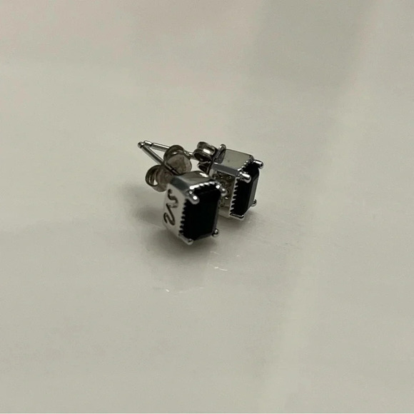 SIMPLY VERA VERA WANG 925 SAI Rectangle STERLING SILVER STUD EARRINGS - Picture 2 of 10